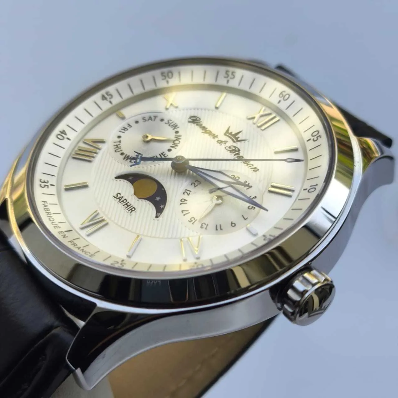 YOUNGER &amp; BRESSON HCC170802